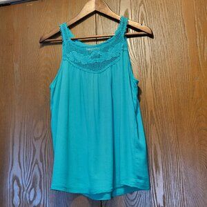 Green tank top with detail